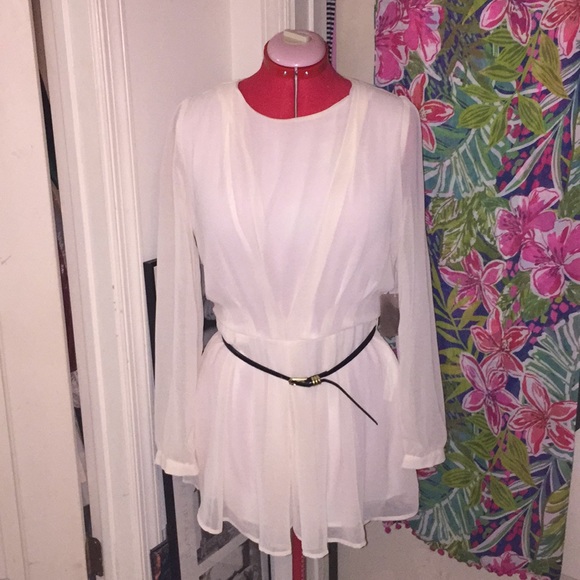 Forever 21 Contemporary Belted Romper - Picture 2 of 5